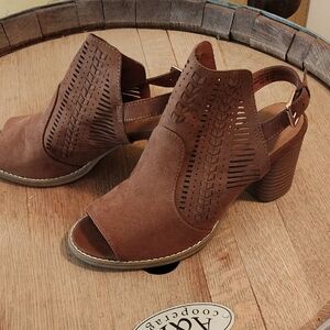 Brown Peep-Toe Block Heel Sandals